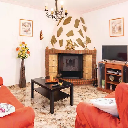 Holiday home In With Kitchen